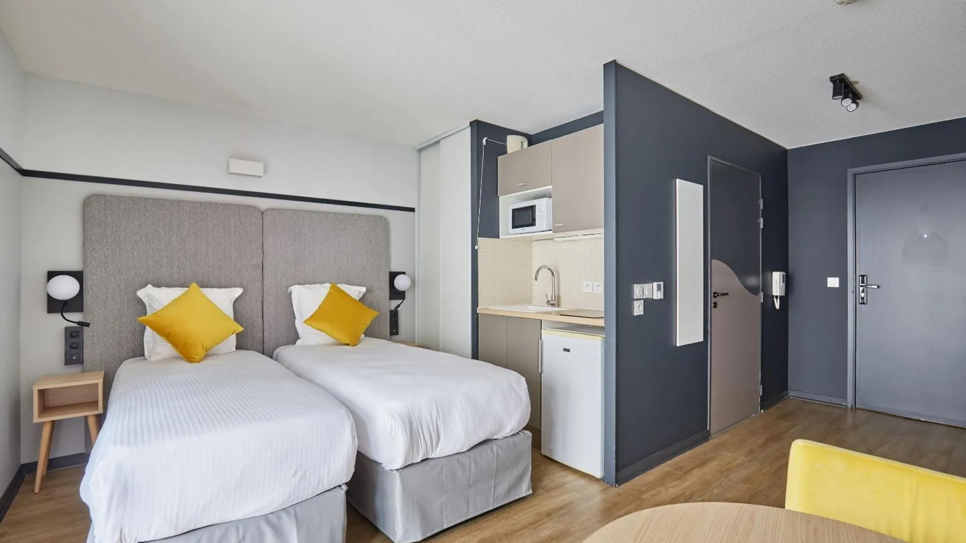 Appart'Hotel Odalys City - Lyon Centre Confluence 3*,  France