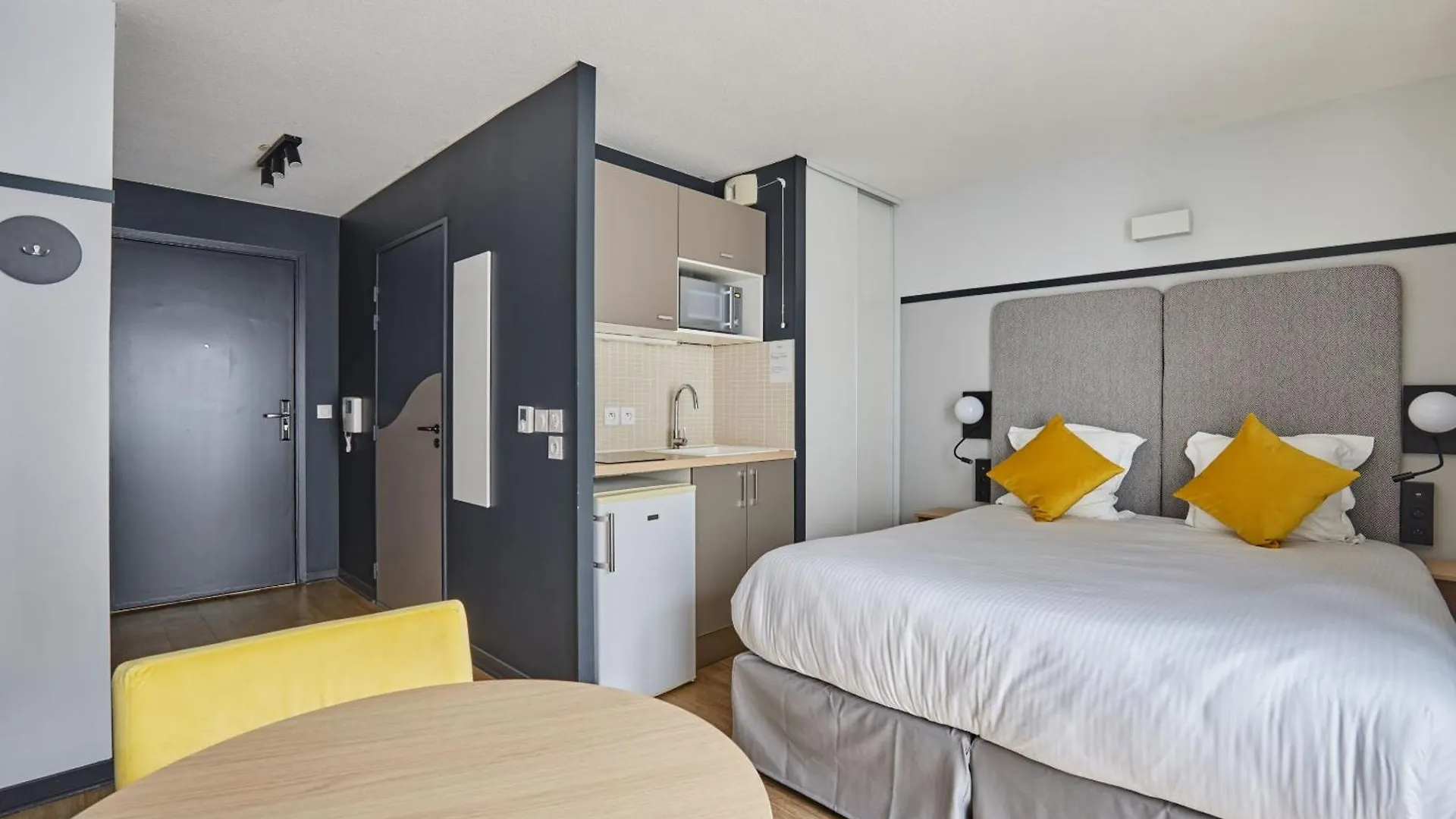 Appart'Hotel Odalys City - Lyon Centre Confluence 3*,