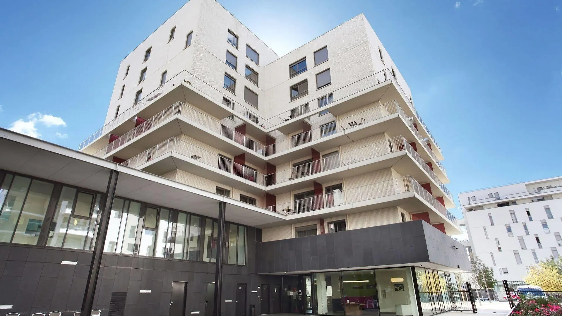Appart'Hotel Odalys City - Lyon Centre Confluence 3*,